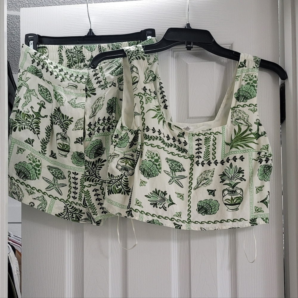 Midnight Sky Green and White Patterned Top And Shorts